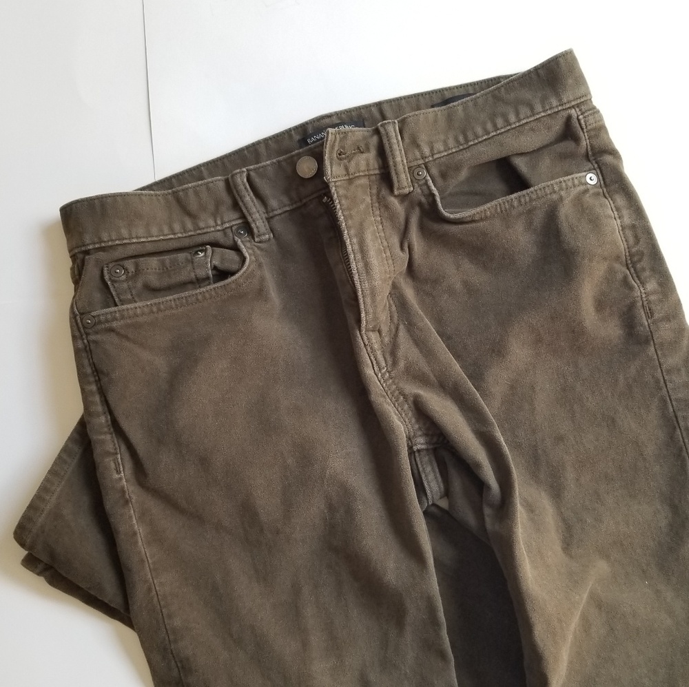 Banana Republic | Traveler Chino Pants Olive Green